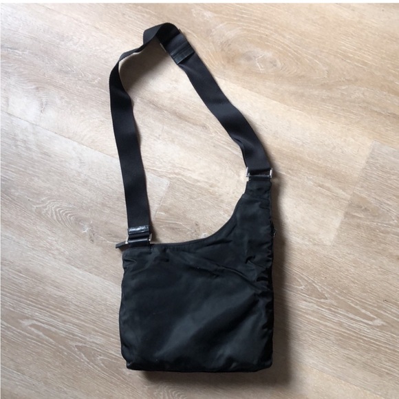 Prada crossbody - Picture 2 of 5